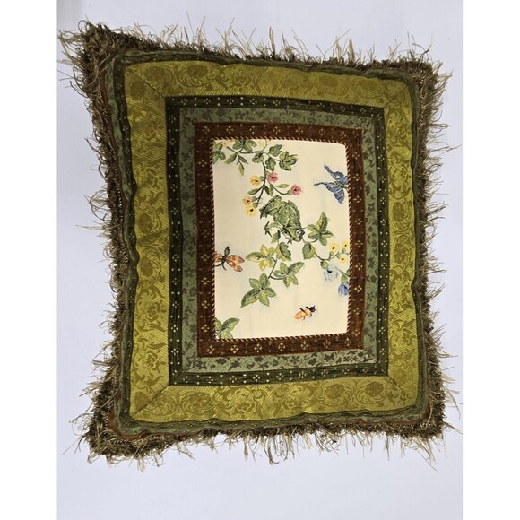 Pillows Embroidered Bee Ant  Frog Butterfly Dragonfly Snail Ladybug Moth Vintage - Picture 2 of 12